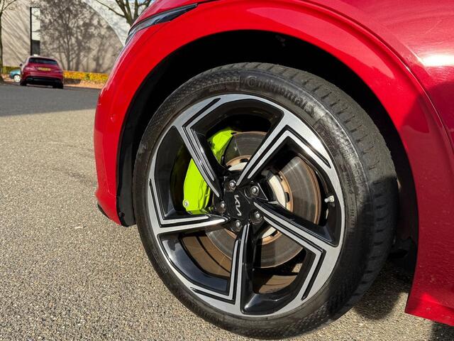 KIA EV6 GT AWD 77.4 kWh 585PK!| PANO | KIA GARANTIE T/M 2029 | STOEL/STUUR VERW. | 360 CAMERA| ELEK. ACHTERKLEP| HEAD-UP| MERIDIAN AUDIO|