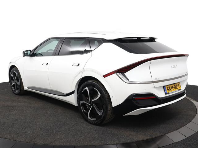 KIA EV6 GT-Line 77.4 kWh Stoelverwarming -/ ventilatie - Elektrisch verstelbare voorstoelen - Apple Carplay/Andoid Auto - Achteruitrijcamera - Climate Control - Fabrieksgarantie tot 2031