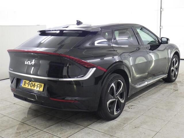 KIA EV6 Plus Advanced 77.4 kWh SOH 98% | ADAPTIEVE CRUISECONTROL | NAVIGATIE | PANORAMADAK | VERWARMDE VOORSTOELEN | FULL LED PAKKET | AIRCO / ECC | ACHTERUITRIJCAMERA | PARKEERSENSOREN ACHTER |