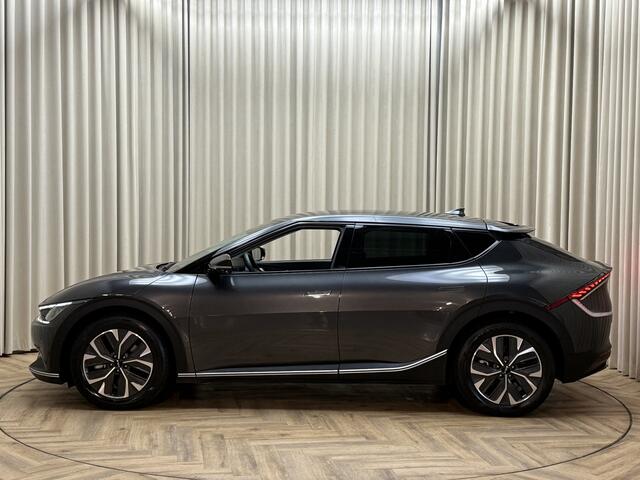 KIA EV6 Air 58 kWh *Org.NL!* Eerste Eigenaar / Adapt. Cruise / Carplay / Stoel+Stuurverwarming / Keyless / 1/2 Leder / Camera / Keyless / 19'' LMV