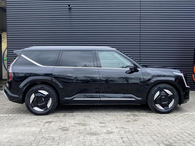 KIA EV9 Plus AWD 99.8 kWh Elektrisch wegklapbare trekhaak | DEMO | 7 Persoons | 360 Camera | Stoel Massage | Schuif/kantel dak |