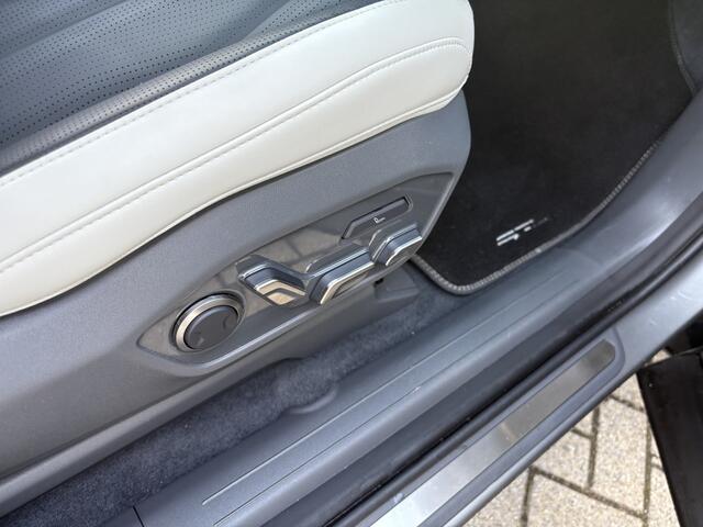 KIA EV9 GT-Line AWD 99.8 kWh 7 zitter // info Roel 0492-588951