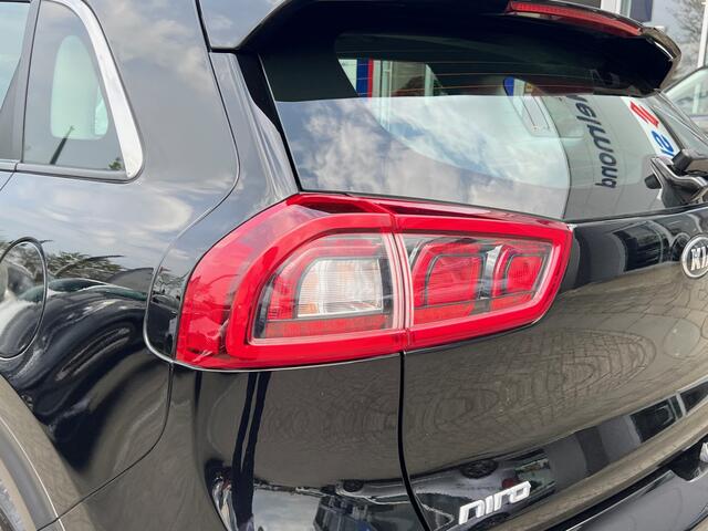 KIA Niro 1.6 GDi Hybrid DynamicLine | Cruise | Climate | Navi | trekhaak | info Jeroen van Erp 0492-588980