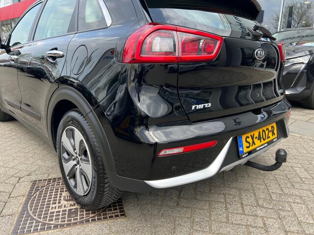 KIA Niro 1.6 GDi Hybrid DynamicLine | Cruise | Climate | Navi | trekhaak | info Jeroen van Erp 0492-588980