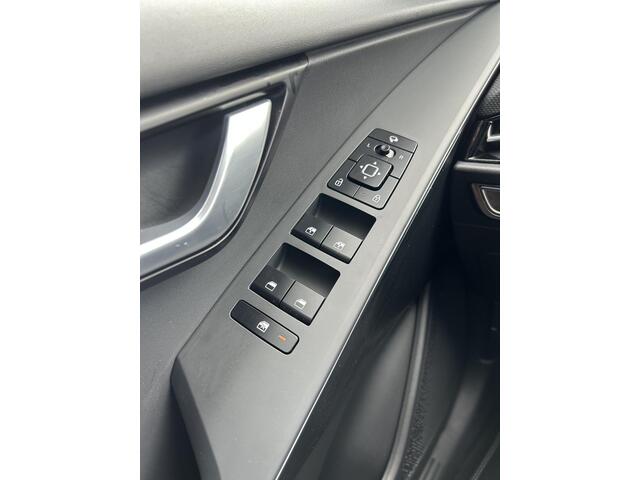 KIA Niro 1.6 GDi Hybrid DynamicLine