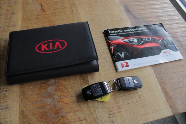 KIA Niro 1.6 GDi PHEV DynamicLine |parkeersensoren|stoelverwarming|ACC|leder|