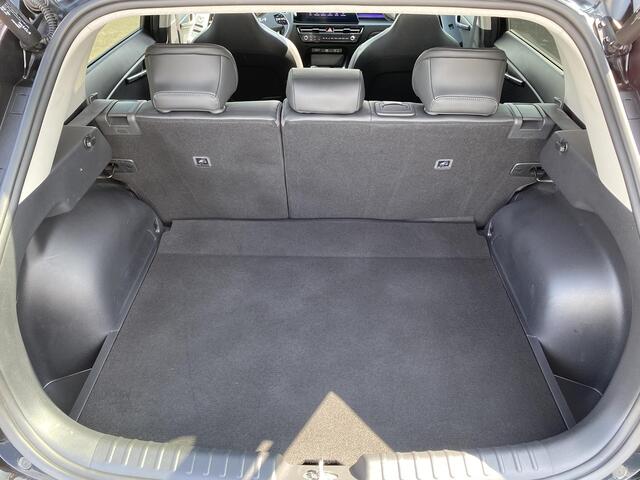 KIA Niro 1.6 GDi Hybrid ExecutiveLine DEMOVOORDEEL! Schuif-/kanteldak, Leder, Seat memory, 18", Dodehoekdetectie, Stoelkoeling + verwarming,