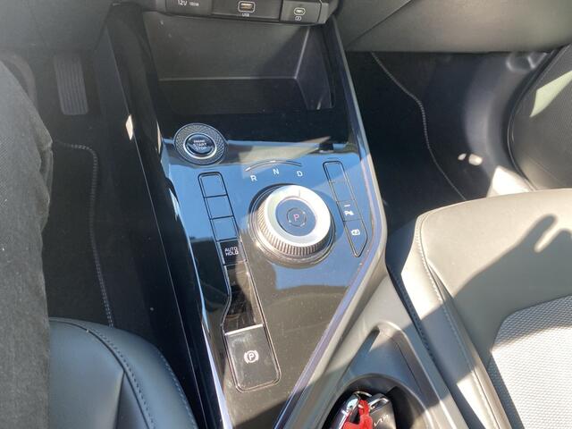 KIA Niro 1.6 GDi Hybrid DynamicLine Navi+Camera // PDC v+a // Adaptieve Cruise // Keyless // Apple Car Play info Roel 0492-588951