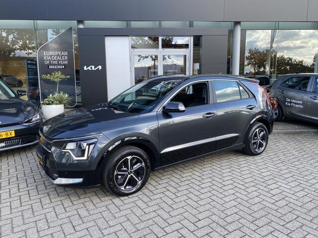 KIA Niro 1.6 GDi Hybrid DynamicLine Navi+Camera // PDC v+a // Adaptieve Cruise // Keyless // Apple Car Play info Roel 0492-588951