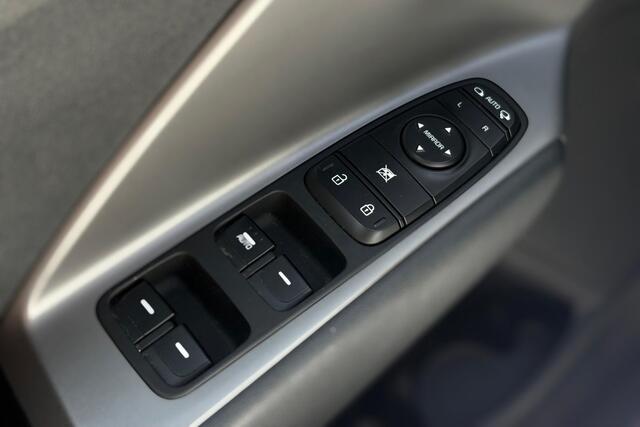 KIA Niro 1.6 GDi PHEV Dynamic Line 144pk - Stoel/Stuur verwarming - Camera - Carplay - ACC - Rijklaar