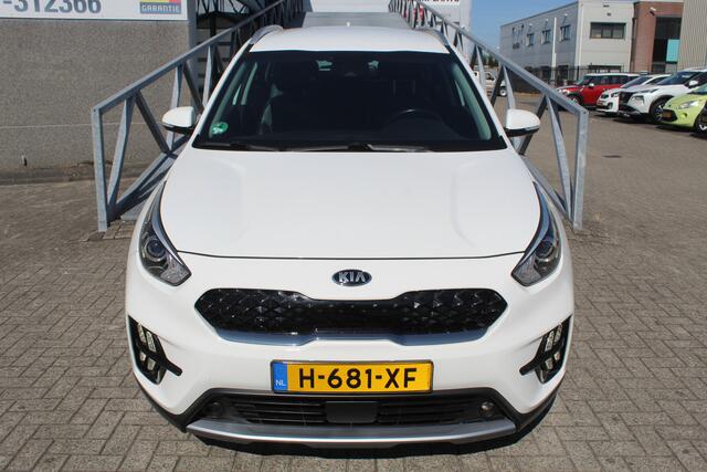 KIA Niro 1.6 GDi Hybrid DynamicLine Automaat/Navigatie/Adaptive cruise control/Apple carplay/Achteruitrijcamera/Parkeersensoren/Climate control/Lane assist/DAB.