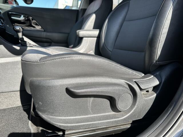 KIA Niro 1.6iHybrid Design Edition | opendak | stuur en stoelverwarming |