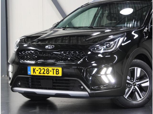 KIA Niro 1.6 GDi Hybrid ExecutiveLine | AUTOMAAT | AppleCarPlay/AndroidAuto | Schuifkanteldak | LEER | Stoelverwarming+Koeling | Keyless | Camera | Climate Control | Navigatie | JBL AUDIO | Parkeersensoren | Isofix | Privacy Glass |