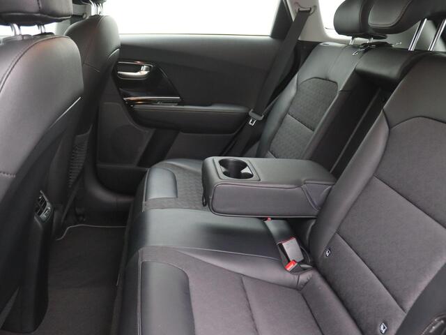 KIA Niro 1.6 GDi PHEV DynamicLine 141PK Aut6 Adaptieve Cruise Controle, Achteruitrijcamera, Navi, Clima, Stoel-Stuurverwarming, PDC voor en achter, 16"