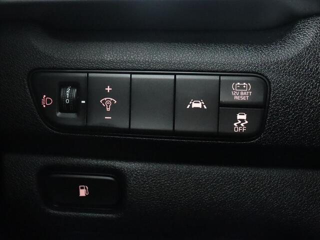 KIA Niro 1.6 GDi Hybrid DynamicLine | Automaat | Camera | Adaptive cruise | Lane assist | LED | Carplay | Climate Controle | LMV 16 inch | Half leder | Navigatie