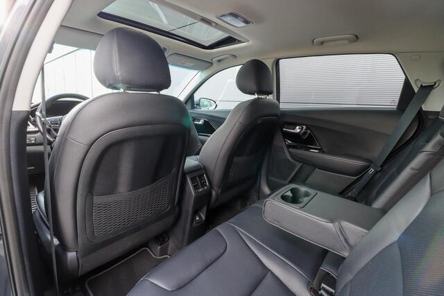 KIA Niro 1.6 GDi PHEV ExecutiveLine | Trekhaak | Adaptieve cruise | Leer | Schuifdak | Rijklaarprijs - incl.garantie