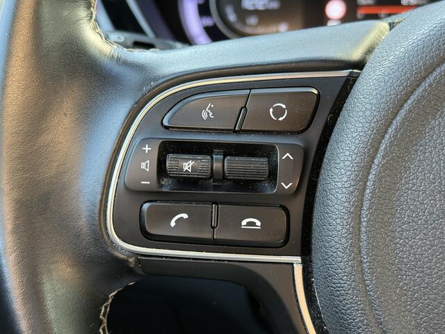 KIA Niro 1.6 GDi Hybrid DynamicLine | CLIMA | NAVI | CAMERA A | CARPLAY | PDC 2X | AD CRUISE | PRIVACY GLASS |