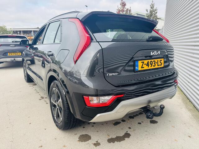 KIA Niro 1.6 GDi Hybrid DynamicLine Trekhaak | Clima | Cruise | Navigatie | Camera | PDC Rondom