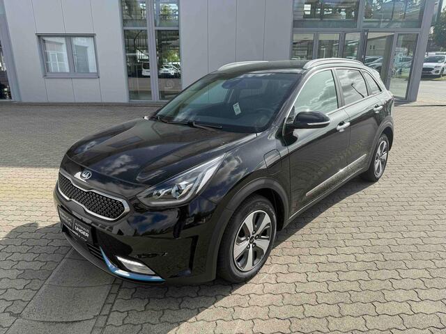 KIA Niro 1.6 GDi PHEV DynamicLine | Dealer onderhouden, Automaat, Navigatie, Adapt. Cruise Control, Half leer, Stoel- & Stuurverwarming, Parkeersensoren + Camera!