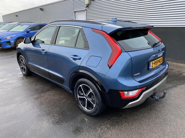 KIA Niro 1.6 GDi Hybrid DynamicLine Trekhaak 13-polig, adaptieve cruise control, achteruitrij camera, parkeersensoren v&a, navigatie Apple CarPlay/Android Auto, keyless