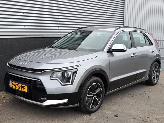 KIA Niro 1.6 GDi Hybrid DynamicLine Trekhaak 13-polig, adaptieve cruise control, navigatie Apple CarPlay/Android Auto, parkeersensoren v&a, achteruitrij camera
