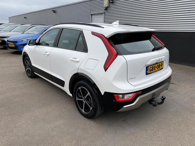 KIA Niro 1.6 GDi Hybrid DynamicLine Trekhaak 13-polig, parkeersensoren v&a, navigatie Apple CarPlay/Android Auto, keyless, achteruitrij camera