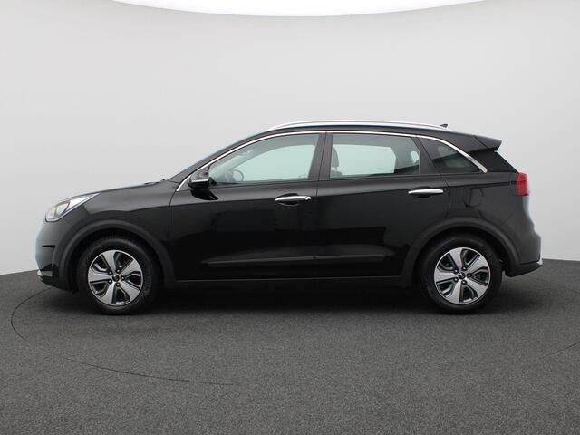 KIA Niro 1.6 GDi Hybrid DynamicLine 141PK DCT6 Achteruitrijcamera, Cruise Controle, Navi, Apple Carplay/Android Auto, Trekhaak, 16" LM Velgen