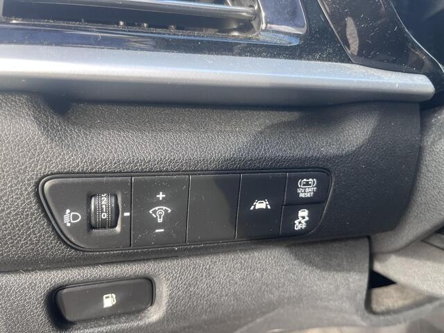 KIA Niro 1.6 GDi Hybrid DynamicLine Schuifdak|trekhaak