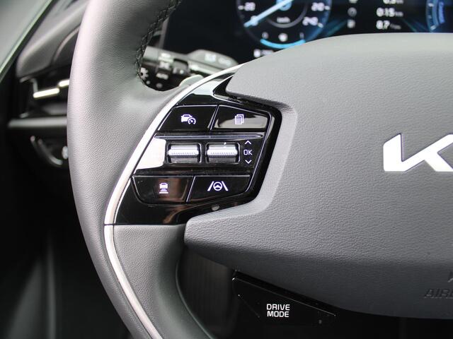 KIA Niro 1.6 GDi Hybrid DynamicPlusLine | Schuif-/kanteldak | Stuur-/stoelverwarming | Cruise adapt. | Camera | Clima | 16" LM |
