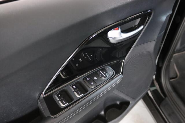 KIA Niro 1.6 GDi Hybrid ComfortLine, Trekhaak, Adaptieve Cruise Control, Stoel/Stuurwarming, Apple CarPlay/Android Auto