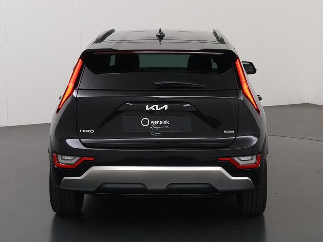 KIA Niro 1.6 GDi PHEV DynamicPlusLine Edition | 18" lichtmetalen velgen | Elektrisch verstelbare bestuurdersstoel | Stoel/Stuurwielverwarming | LED Koplampen | Elektrisch bedienbare achterklep |