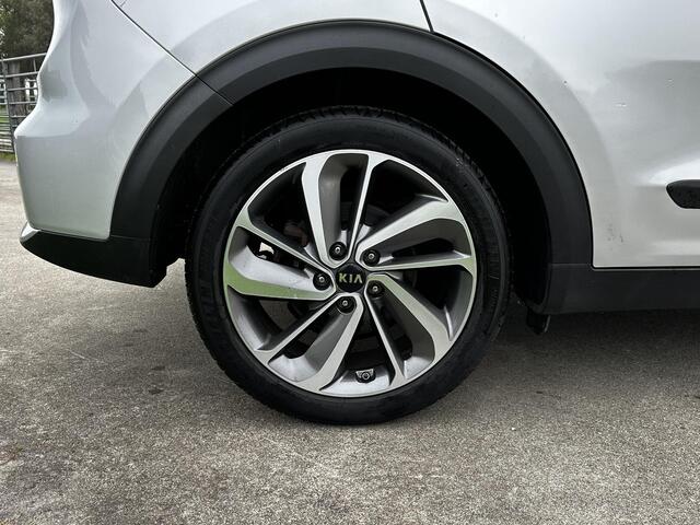 KIA Niro 1.6 GDi Hybrid ExecutiveLine | NAVIGATIE | PARKEERCAMERA | ELEKTRISCHE STOELEN | APPLE CARPLAY | CRUISE CONTROL ADAPTIEF |