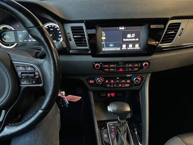 KIA Niro 1.6 GDI H. DESIGN ED TREKHAAK. CAMERA. ALL.IN.