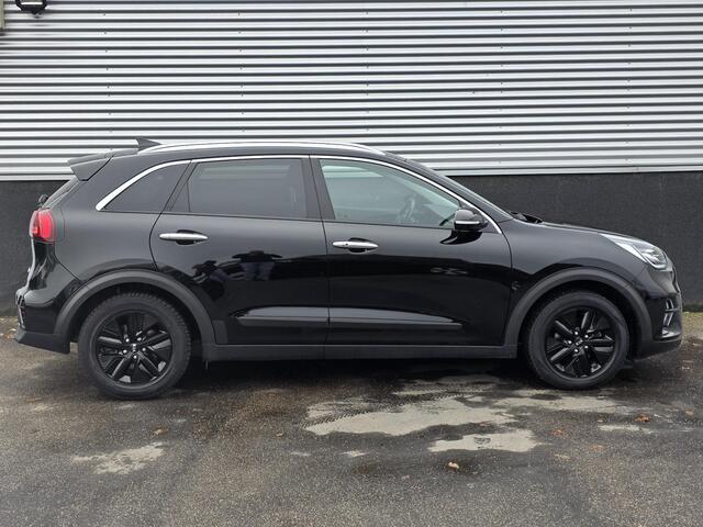 KIA Niro 1.6 GDi Hybrid DynamicPlusLine Navigatie, Lederen bekleding, Stoel- & Stuurwiel verwarmd, Dodehoekdetectie, Smart Key, Privacy Glass, Dealeronderhouden
