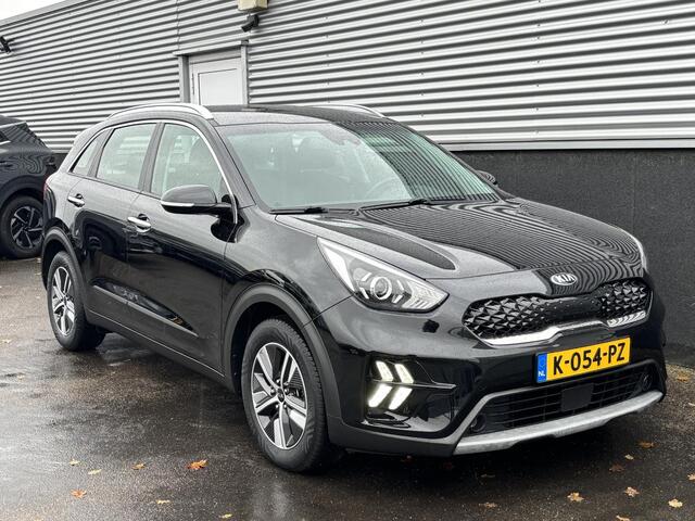 KIA Niro 1.6 GDi Hybrid DynamicLine Navigatie, 1e eign. NL-auto, Nieuw geleverd en dealeronderhouden, Achteruitrijcamera & parkeersensoren, BTW-auto
