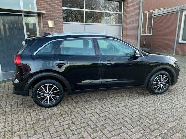 KIA Niro 1.6 GDi Hybrid DynamicLine trekhaak , camera , half leder