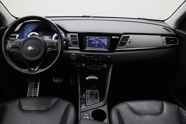 KIA Niro 1.6 GDi Hybrid SportsLine 2017 NAP | Navigatie | Airco | Cruise control | Stuurwielverwarming | Stoel verwarming + ventilatie | Trekhaak | Camera | Bluetooth | Lederen bekleding |