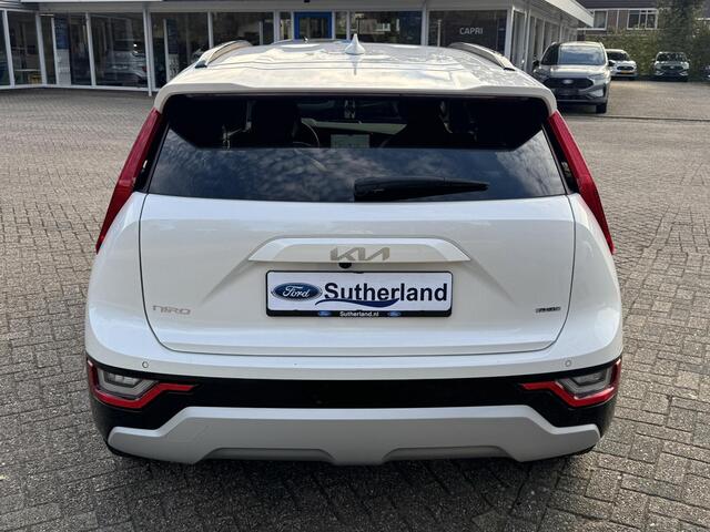 KIA Niro 1.6 GDi PHEV DynamicLine | Stoelverwarming | Adaptieve Cruise control | Bekleding in stof/lederlook | Achteruitrijcamera | Elek Achterklep