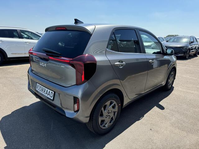 KIA PICANTO 1.0 DPI DynamicPlusLine Ruim ¤1500,- Voordeel Meerdere kleuren uit voorraad leverbaar!