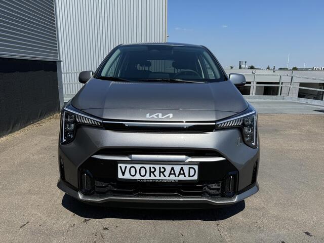 KIA PICANTO 1.0 DPI DynamicPlusLine Ruim ¤1500,- Voordeel Meerdere kleuren uit voorraad leverbaar!