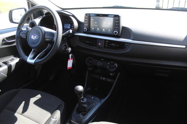 KIA PICANTO 1.0 MPi ComfortPlusLine Airco/Apple carplay/Achteruitrijcamera/Multifunctioneel stuurwiel/Spraakbediening/Elektrische ramen/Elektrisch verstelbare spiegels.