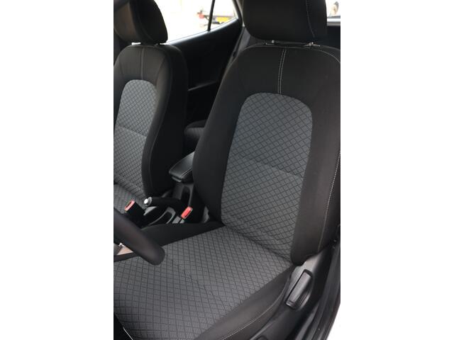 KIA PICANTO 1.0 DPI DynamicLine Camera | Cruise Control | Navigatie | Parkeer Sensoren achter | Airco