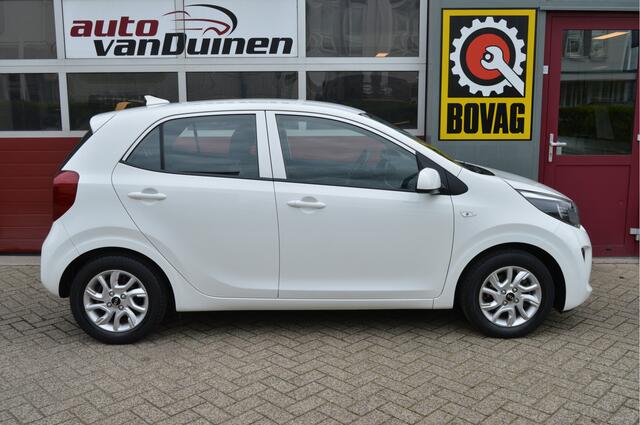 KIA PICANTO 1.0 CVVT ComfortPlusLine Navigator Opm: Afn. trekhaak, Navi, Airco, Carplay, Camera, Etc... Rijklaar! All-in prijs.
