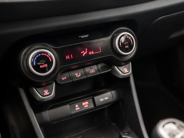KIA PICANTO 1.0 T-GDI X-Line (APPLE CARPLAY, NAVIGATIE, LEDER, CAMERA, STUUR/STOELVERWARMING, SPORTSTOELEN, LM VELGEN, KEYLESS, GETINT GLAS, DAB+, NIEUWSTAAT)