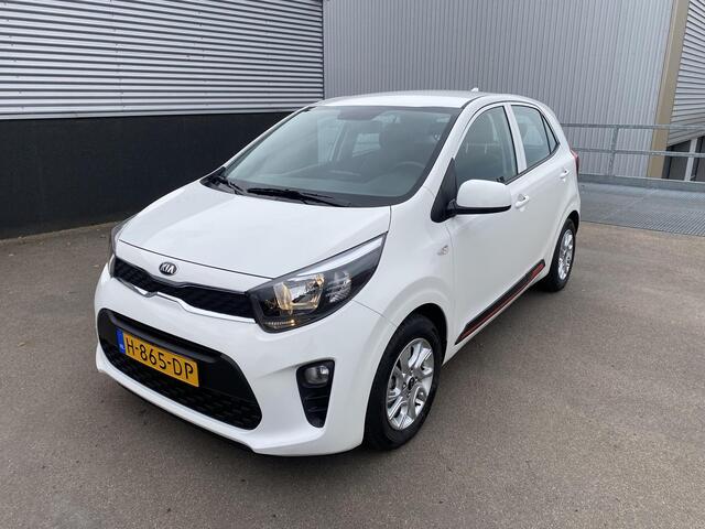 KIA PICANTO 1.0 MPi DynamicLine Zeer Lage Km-stand, Achteruitrij camera, airconditioning, side skirts, cruise control, navigatie Apple CarPlay/Android Auto, start/stop systeem