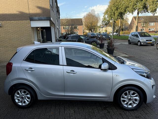 KIA PICANTO 1.0 CVVT ComfortPlusLine Navigator / Airco/ Navigatie/ Apple carplay/ Camera/ LED/ LMV