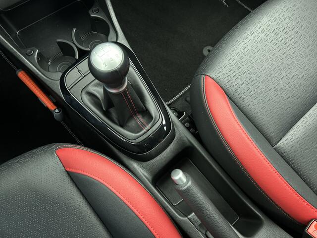 KIA PICANTO 1.0 DPi GT-Line Interesse in deze Kia? Deze is uitsluitend te bezichtigen op basis afspraak in Kia Roosendaal BLACK FRIDAY DEAL