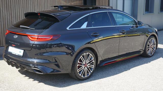 KIA PRO CEE D ProCeed 1.6 T-GDI 205pk GT Pano.Dak 18inch LM JBL Keyless Maxton Leder/Alcantara *Complete Kia*
