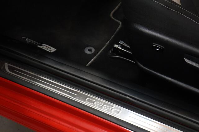 KIA PRO CEE D pro_cee'd 1.0 T-GDi GT-Line [6-BAK, CAMERA, STUURVERWARMING, STOELVERWARMING, KEYLESS ENTRY, BLUETOOTH, CRUISECONTROL, CLIMATE CONTROL, NIEUWSTAAT]