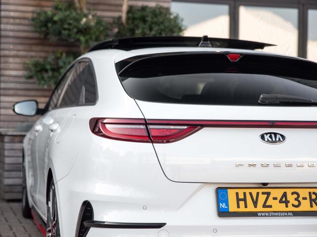KIA PRO CEE D ProCeed 1.6 T-GDI GT Pano Memory ACC Keyless